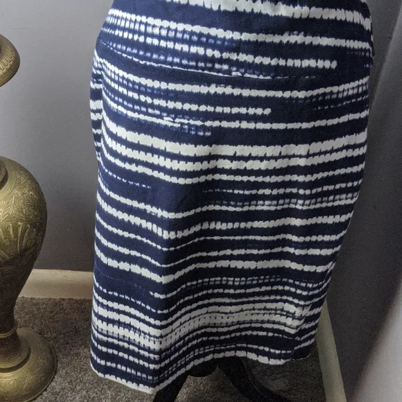 Torrid Tie-Dye Skirt NWT Size 3 - Picture 4 of 4